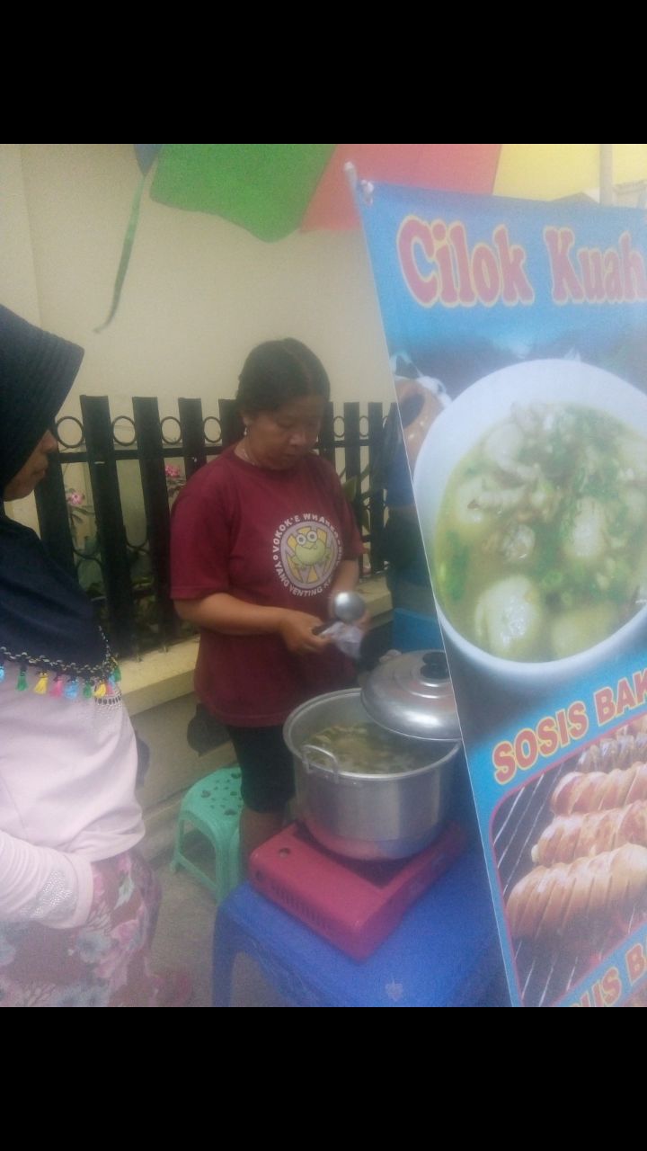 Pedagang cilok kuah. Dokpri