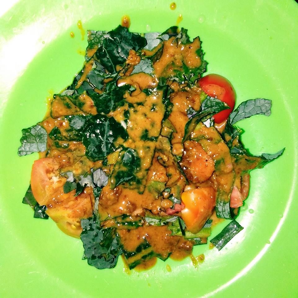 pecel dengan daun kale (dokpri)