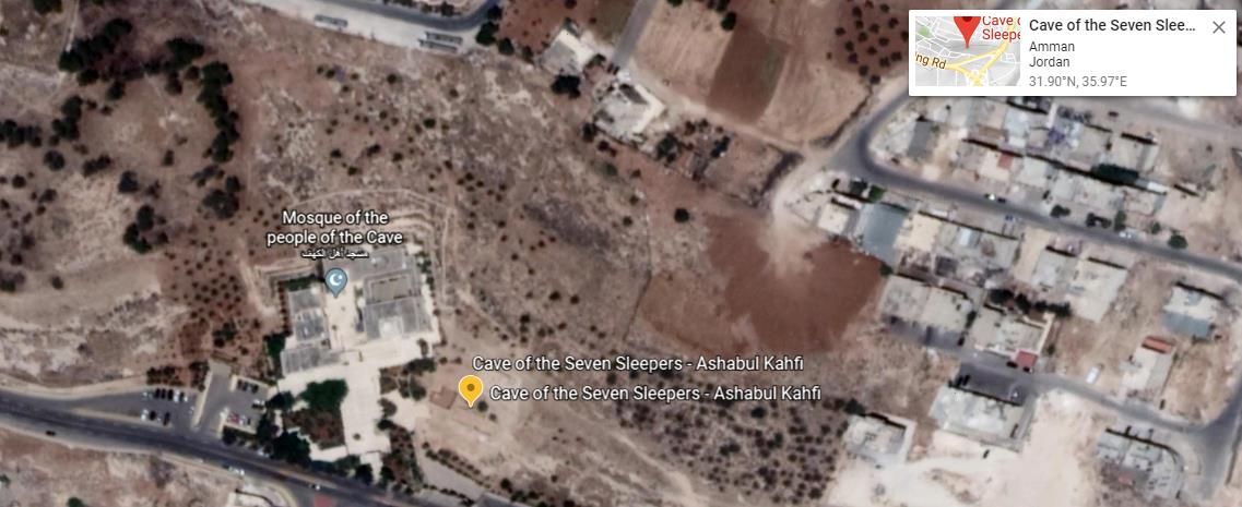Lokasi Gua ashabul kahfi, Amman, Jordan, koordinat 31.90'N, 35.97'E. (eart. google)
