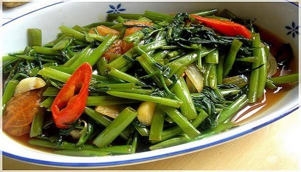 https://www.google.com/amp/s/bacaterus.com/cara-memasak-tumis-kangkung/amp/