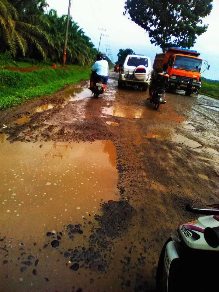 Kondisi Jalan Binjai-Kuala|fb Castro II