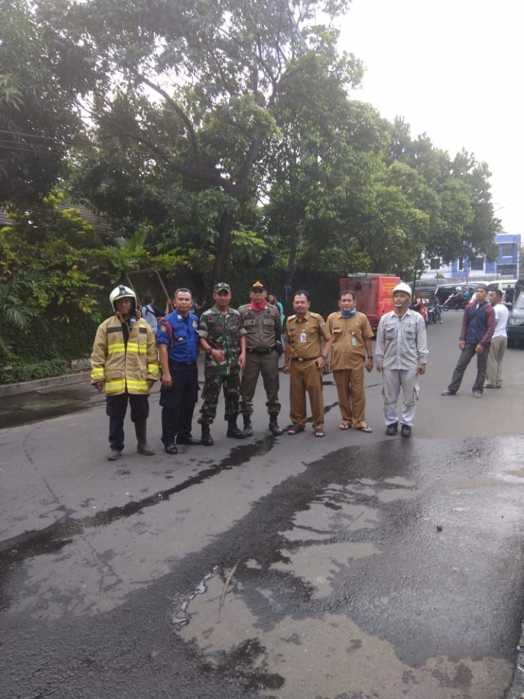 Serda Awaludin bersama Tiga Pilar