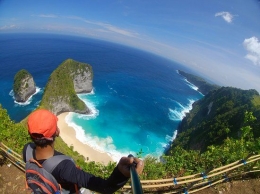 Kelingking Beach Bali, Wisata Trend Kekinian