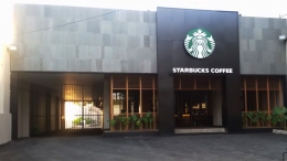 Starbucks Buah Batu, sumber: serbabandung.com