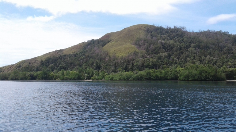 foto:Gunung botak ingalo