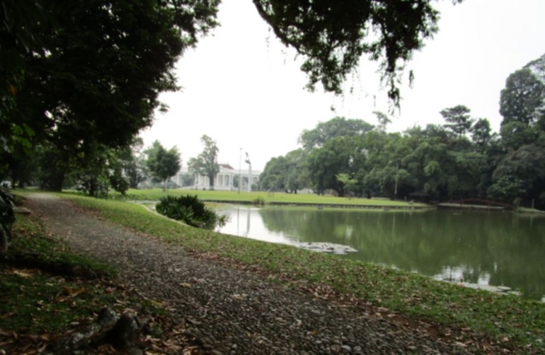 salah satu sudut pemandangan KRB ke Istana Bogor ( dokpri )