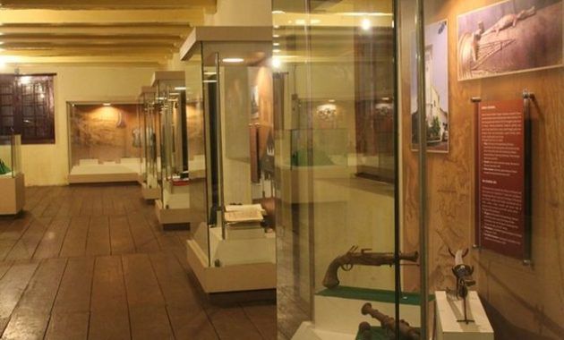 Museum la galigo (sumber:jejakpiknik.com)