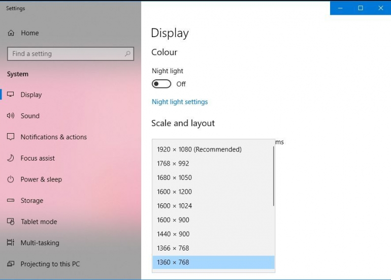 Bagaimanapun canggihnya sebuah monitor-TV, resolusi menjadi penting. Sayangnya, UA22D5000NM tidak mengakomodasi resolusi HDTV 1920 x 1080. screenshot capture-dokpri