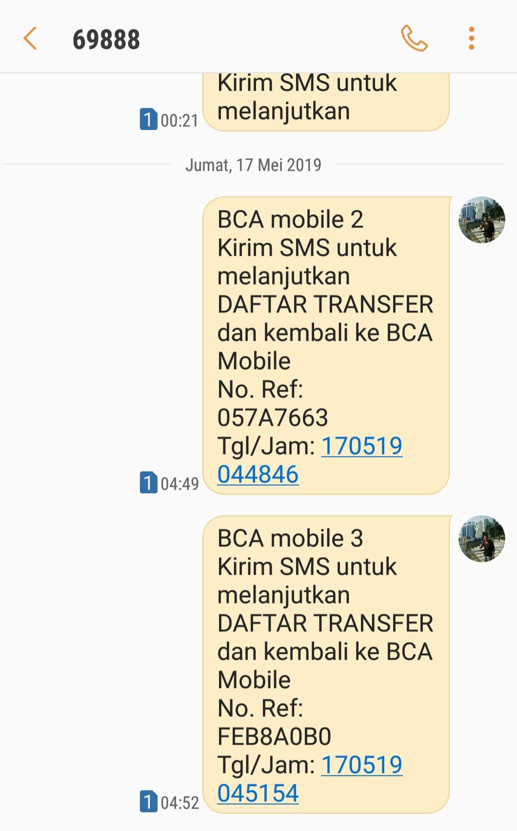 Ilustrasi: Konfirmasi nomor rekening penerima yang dimasukkan atau daftar pada m-Transfer BCA Banking melalui SMS 69888. Sumber: Pribadi