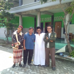 Besama pengurus Pesantren Fathul Ulum Jombang (Dokpri)