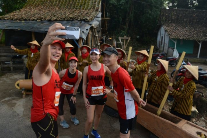 Abadikan moment (foto: kompas)