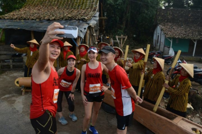 Abadikan moment (foto: kompas)
