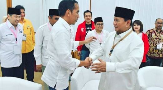 Jokowi dan prabowo akrab dan bersahabat.sumber : instagram @romahurmuziy