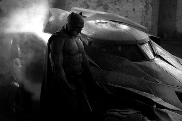 Penampilan Ben Affleck Sebagai Batman(denofgeek.com)