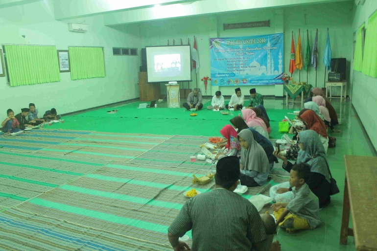 Suasana berbuka bersama
