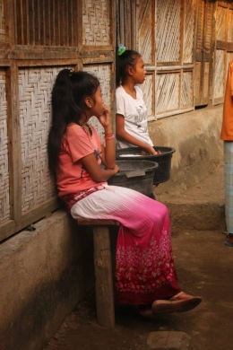 Anak Anak Perempuan Tak Bersekolah (Dokumentasi Pribadi)