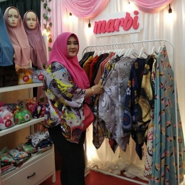 Jilbab Instan Untuk Pipi Tembem di Festival Ramadan Gresik | Dokpri