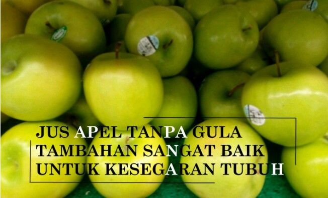 Jus buah-buahan seperti jus apel ssangat baik untuk memulihkan zat gula dlam tubuh sehabis berpuasa (Sumber: dokumen pribadi)
