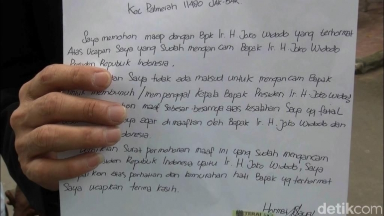 Surat minta maaf ke Jokowi (Samsudhuha Wildansyah/detikcom)