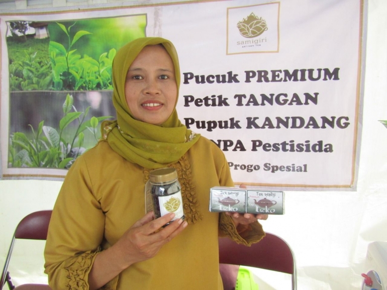 Ibu Surati, Petani Teh dari Kulonprogo (Dokumentasi Pribadi)