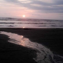 Pantai Kedungu di Kecamatan Kediri - dokpri