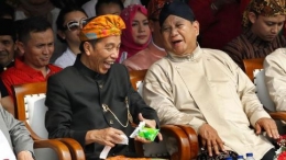 Jokowi dan Prabowo.sumber : Reuters/Darren Whiteside