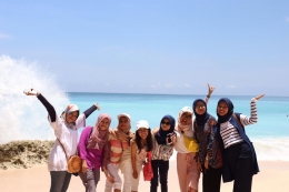 Saat travelling bersama teman-teman ke pantai Pandawa, Bali | sumber: Dokpri