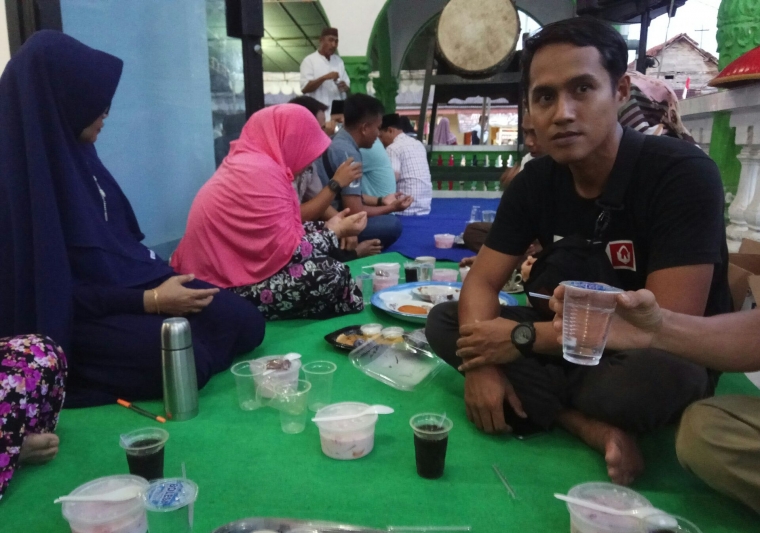 Menunggu saat berbuka puasa (dokpri)