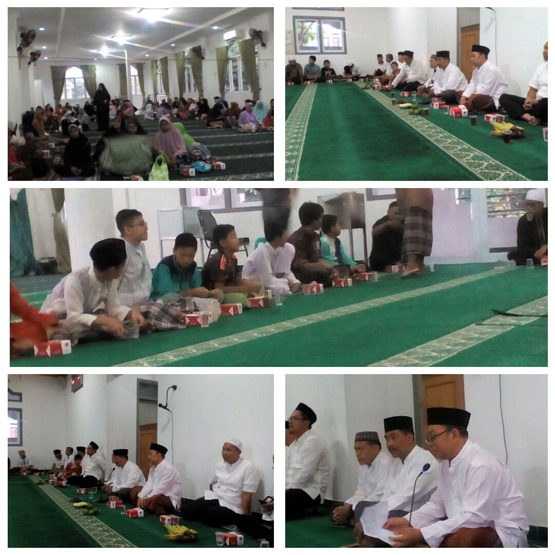 Dokumentasi Pribadi : Suasana Menjelang Berbuka Puasa di Masjid Nurul Hikmah Ciracas Jakarta Timur