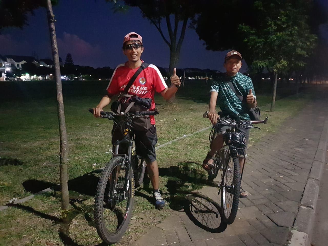 Foto Siap-siap melanjutkan perjalanan mudik setelah beberapa saat melepas lelah. Dokumen Pribadi.