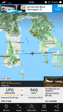 Perjalanan ke Bandara sambil memantau perjalanan pesawat yang akan ditumpangi (dokpri)