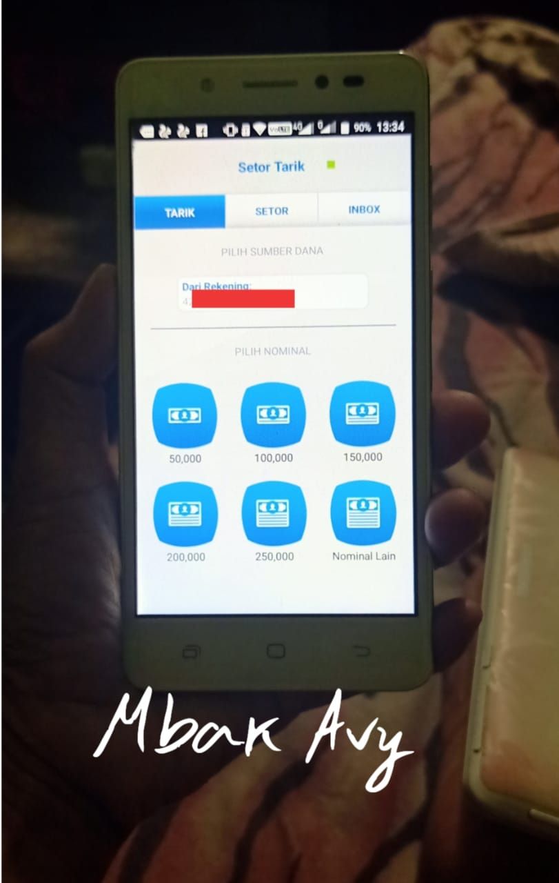 Tarik tunai lewat smartphone (dok.pri)
