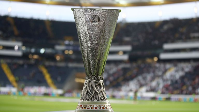 Trofi Liga Eropa (Foto Skysports.com) 