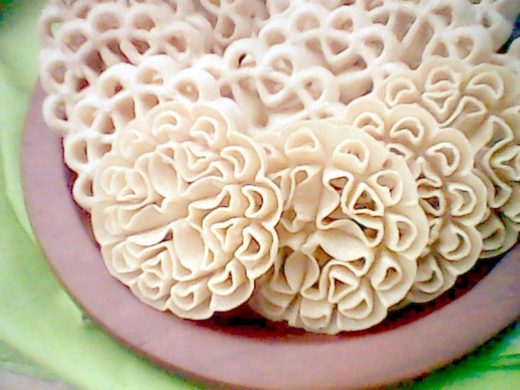 Kue kembang goyang (kembang loyang). Sumber: tokomesin.com