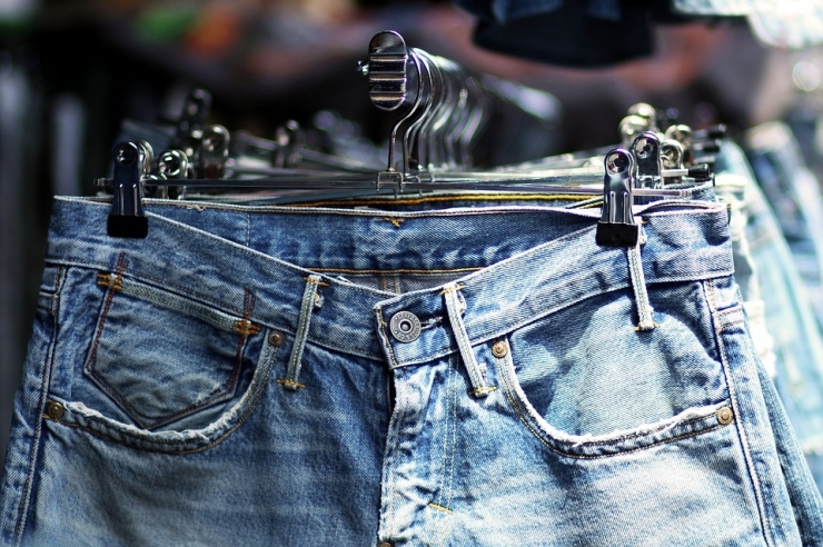 Celana jeans/jins| Ilustrasi: Pixabay