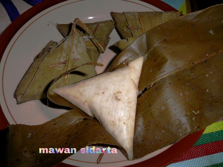 Makanan tradisional (Sumpil) yang bikin kangen mudik (dok.pri) 