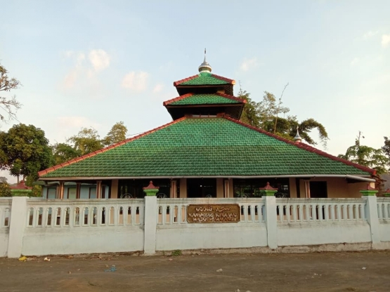 (Masjid Kampoeng Keramat. Sumber: Dokumen Penulis) 