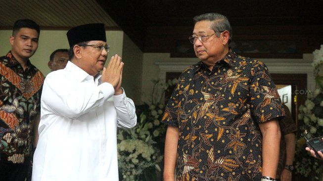 Prabowo Melayat ke Rumah SBY (Sumber: suara.com)