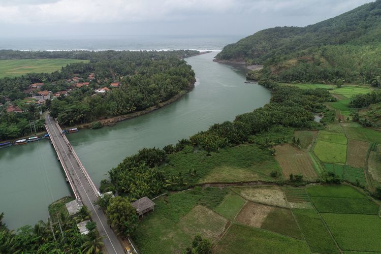 Jalan Daendels, Pantai Selatan. Sumber: properti.kompas.com