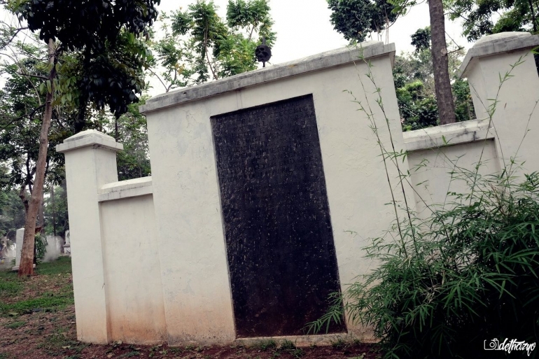 Monumen Kepala Peter Erberveld/ dethazyo