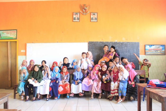 Foto Bersama Peserta Lomba Dan Panitia KKN UM | dokpri