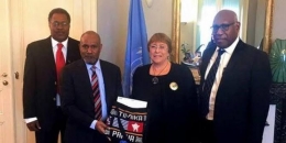 Benny Wenda bersama Michelle Bachelet di PBB. Foto: Merdeka.