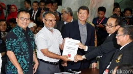 Tim hukum Prabowo-Sandi gugat hasil Pilpres ke MK (rengga/detikcom)