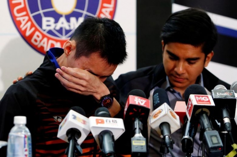 Lee Chong Wei dan Menpora Malaysia, Syed Saddiq pada Konferensi Pers (13/6/2019) | Reuters