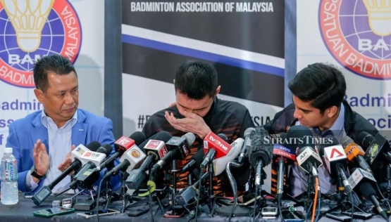 Lee Chong Wei menangis saat pamitan/Foto: Straits Times