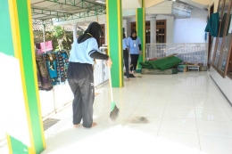 Foto Kegiatan Bersih-bersih di Mushola Nurul Huda | Dokpri