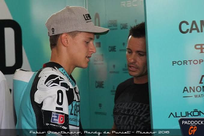 Fabio Quartararo dan mantan rider Motogp Perancis, Randy de Puniet | Foto. Paddock-GP.com