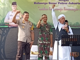 KH. Saadi Al-Bathawi bersama Kapolres Jakarta Barat & Dandim 0503/JB | dokpri