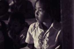 School Girl oleh Rasy Nak - Foto: pexels.com