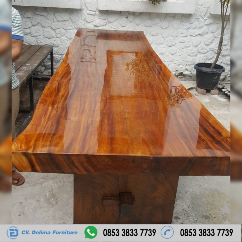 Meja Kayu Trembesi, Meja Makan Suar, Meja Kayu Utuh, Meja Makan Kayu Trembesi,Furniture Kayu Trembesi, Meja Solid